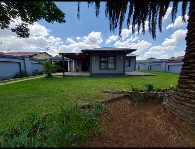 3 BEDROOM HOUSE FOR SALE IN COMET